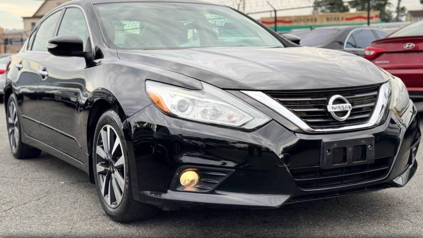 2016 Nissan Altima 2.5 SV — Sedan — 104,734 mi — Paterson, NJ