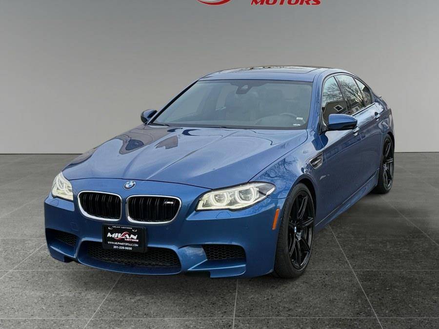 2016 BMW M5 Standard
