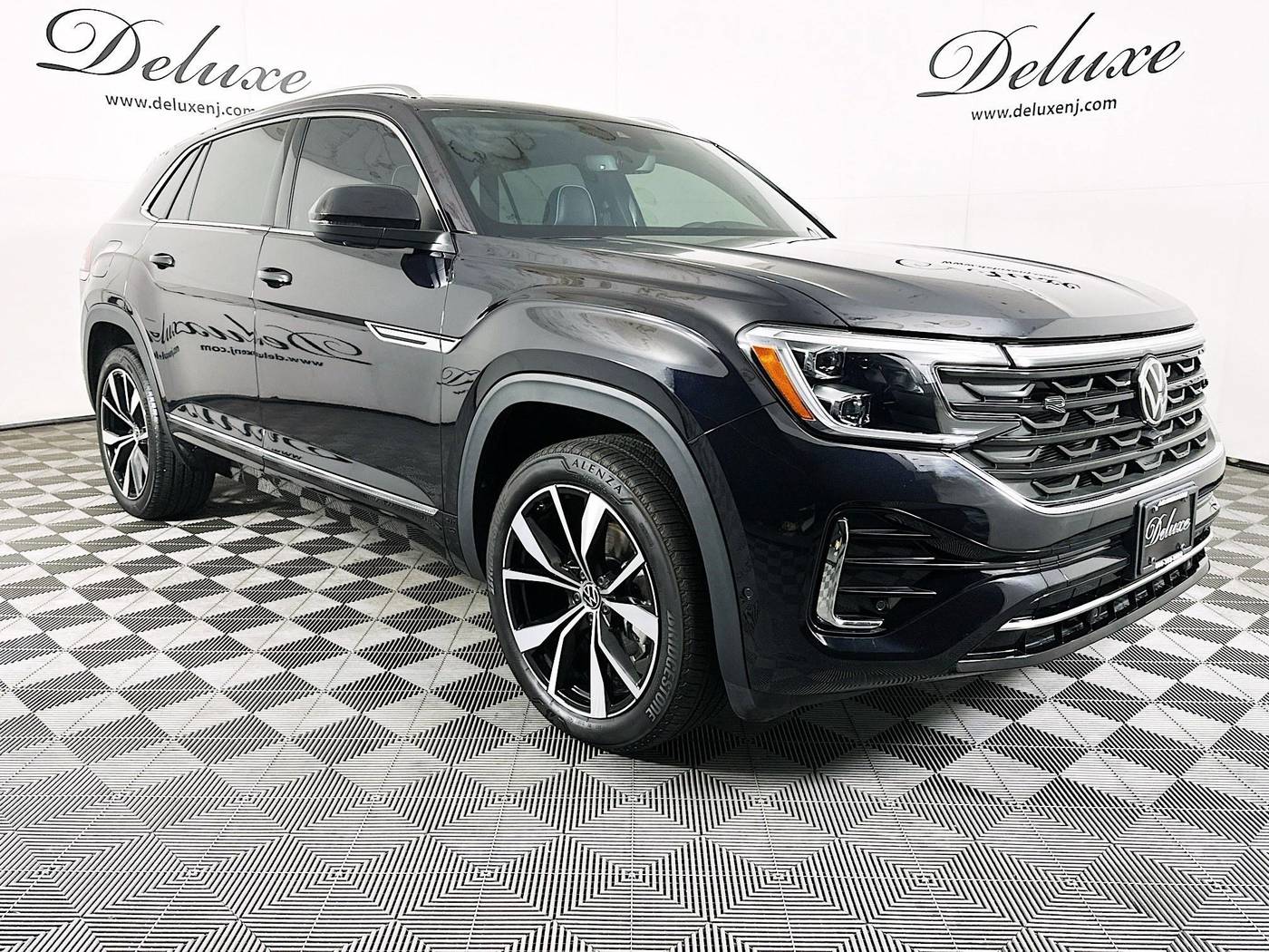 2024 Volkswagen Atlas Cross Sport SEL Premium R-Line — SUV — 9,592 mi — Linden, NJ
