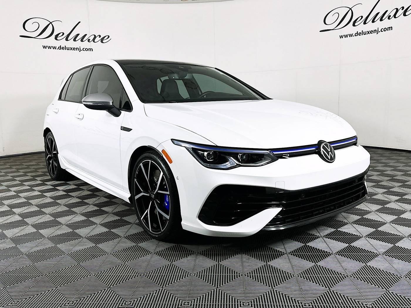 2024 Volkswagen Golf R Base — Hatchback — 11,048 mi — Linden, NJ
