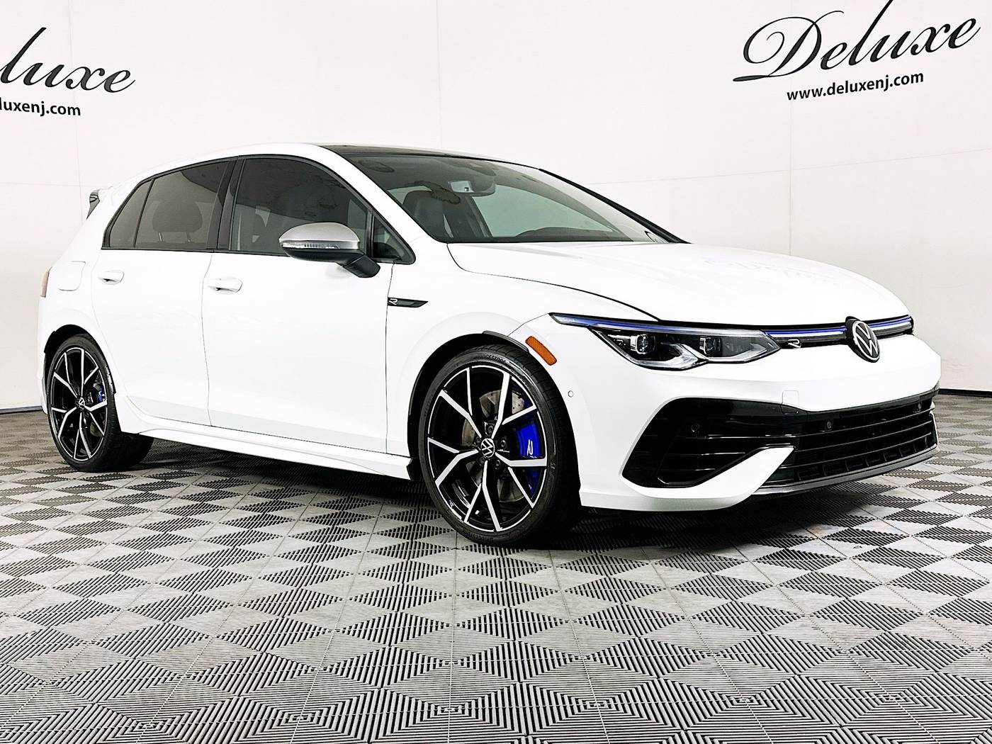 2023 Volkswagen Golf R Base — Hatchback — 16,646 mi — Linden, NJ