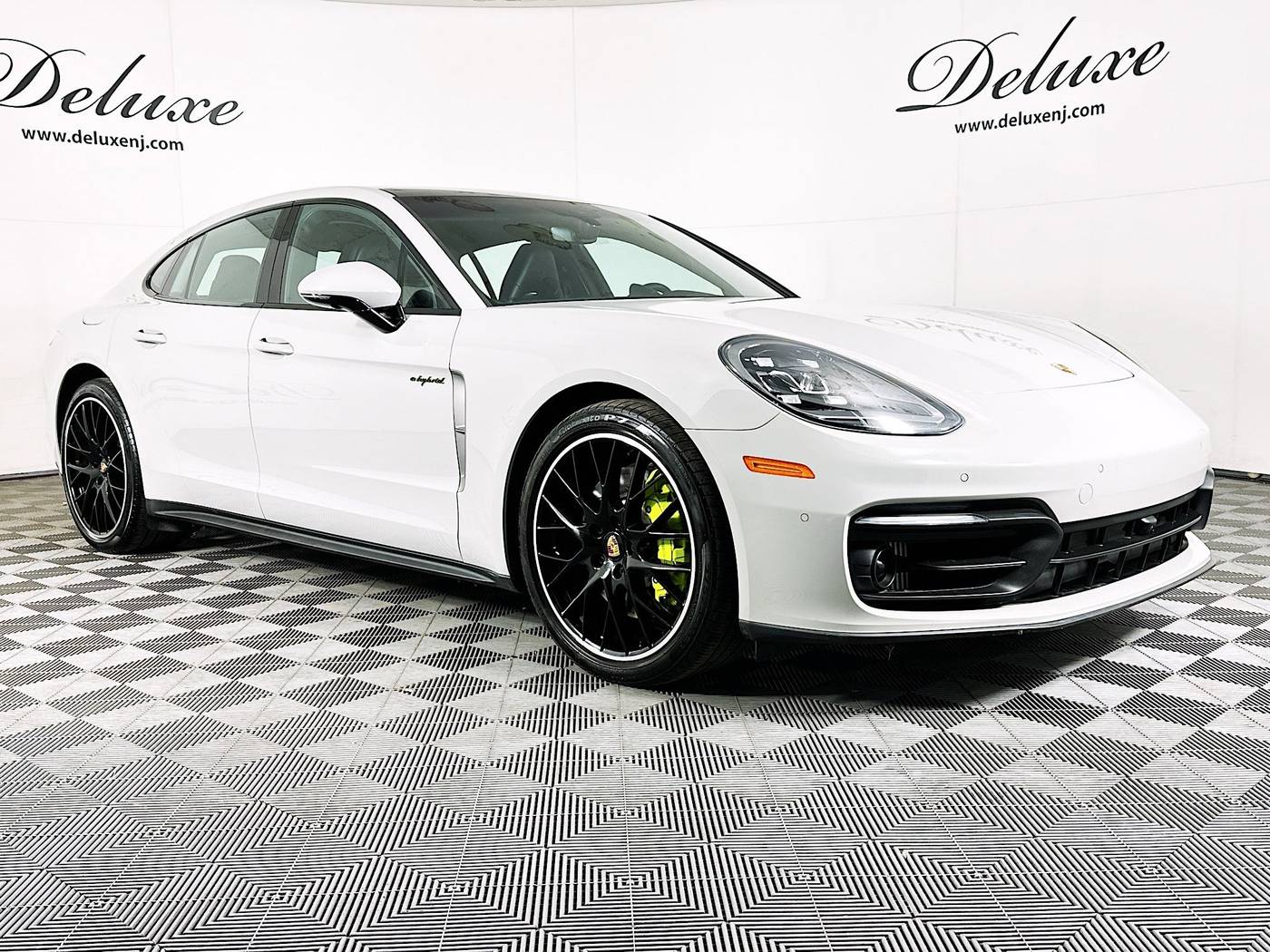 2023 Porsche Panamera Panamera 4 E-Hybrid Platinum Edition — Sedan — 12,444 mi — Linden, NJ