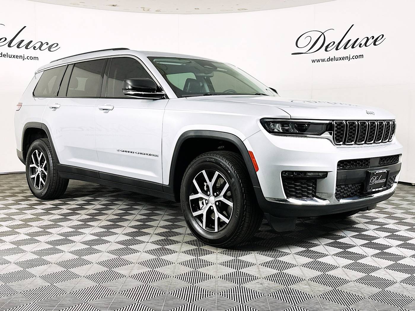 2023 Jeep Grand Cherokee Limited — SUV — 46,240 mi — Linden, NJ