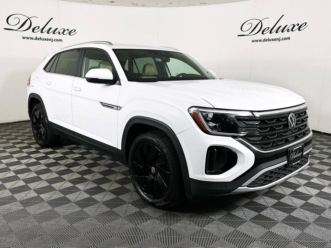 2024 Volkswagen Atlas Cross Sport SE with Technology — SUV — 7,454 mi — Linden, NJ