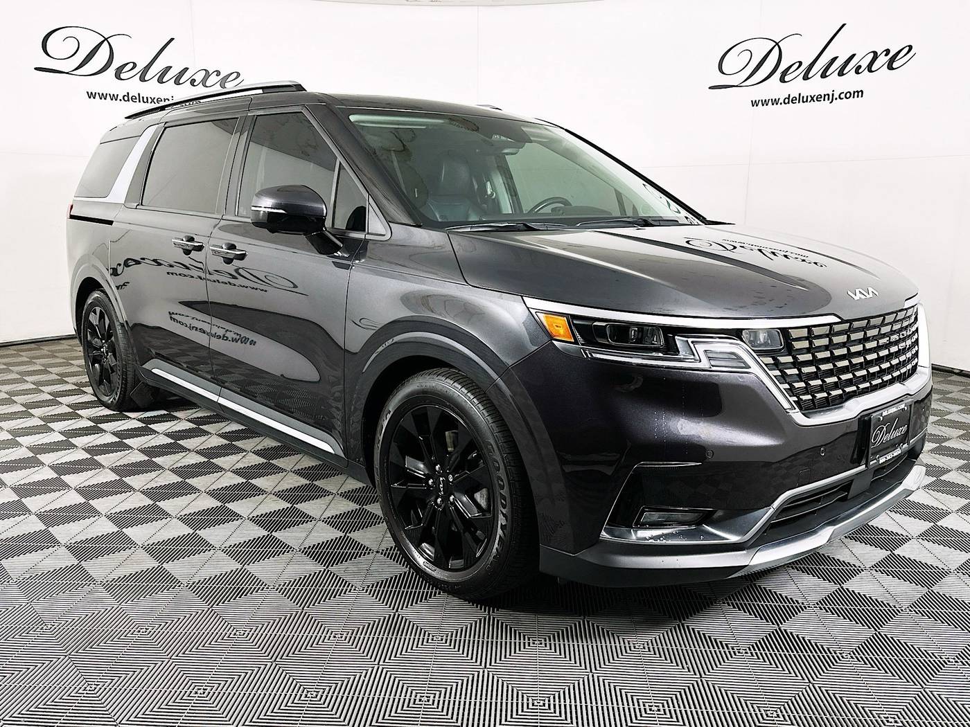 2022 Kia Carnival SX Prestige — Minivan — 44,537 mi — Linden, NJ