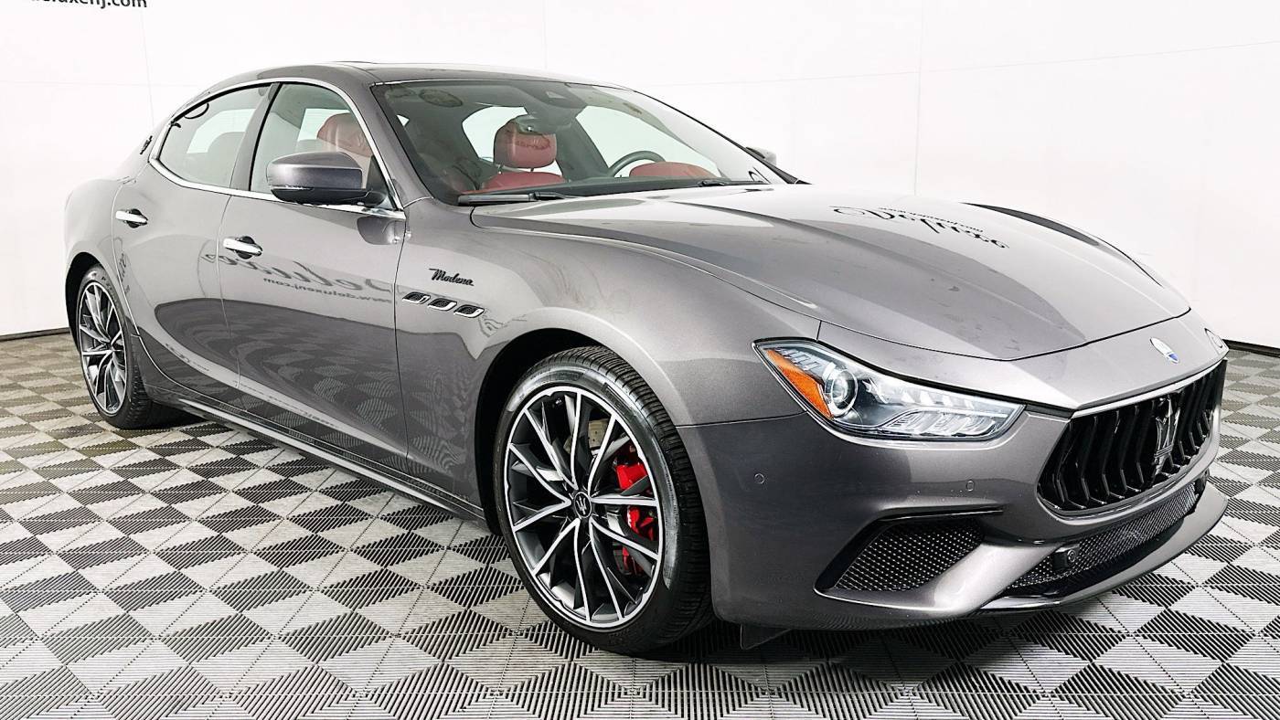 2022 Maserati Ghibli Modena Q4 — Sedan — 28,054 mi — Linden, NJ