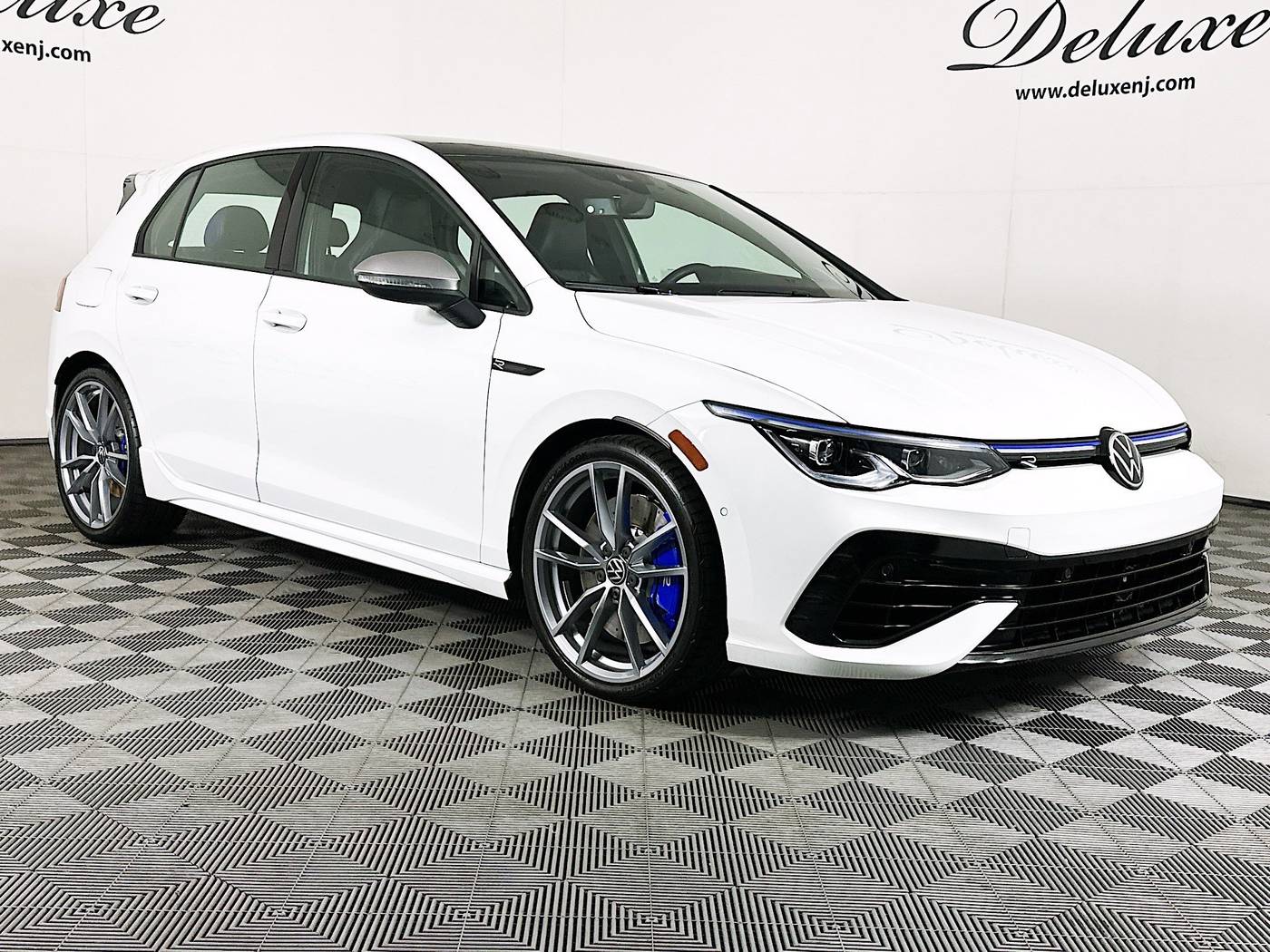 2024 Volkswagen Golf R Base — Hatchback — 9,971 mi — Linden, NJ