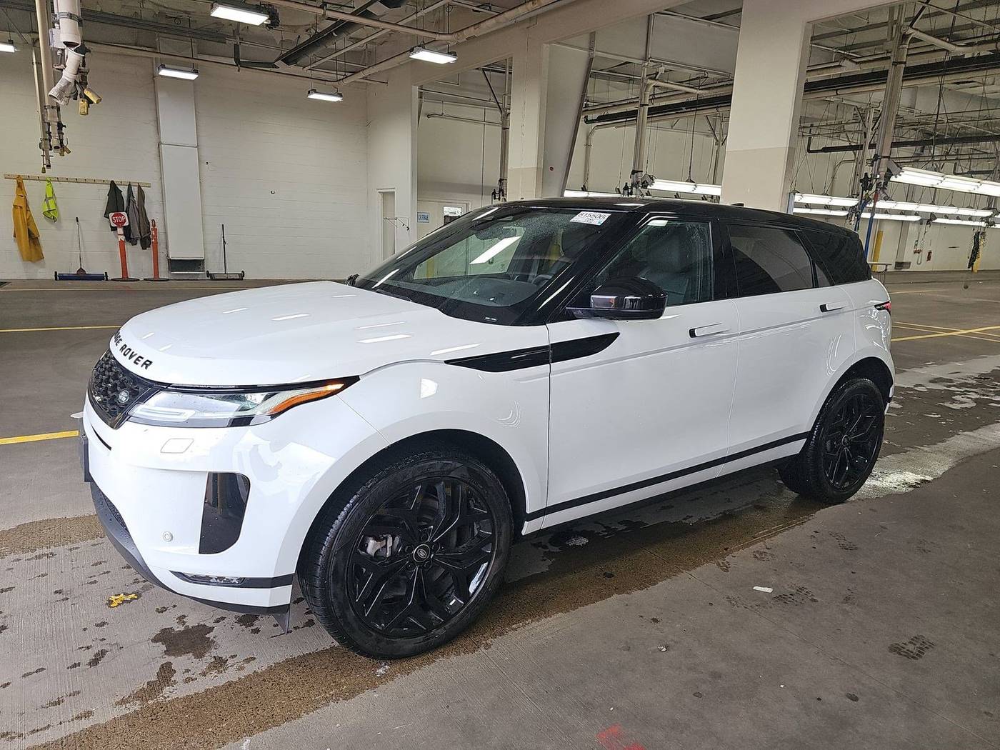 2023 Land Rover Range Rover Evoque SE — SUV — 15,486 mi — Linden, NJ
