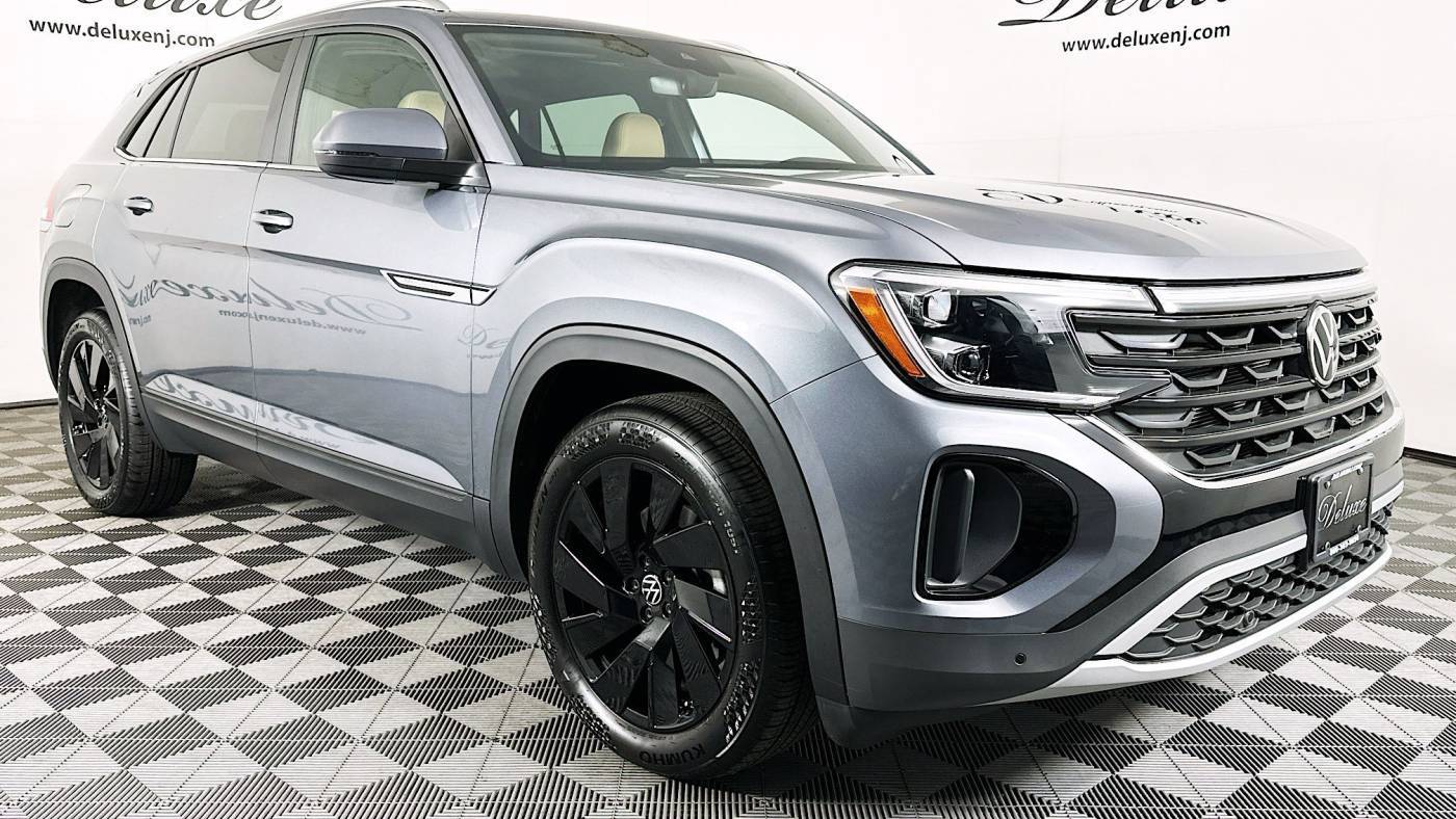 2024 Volkswagen Atlas Cross Sport SE with Technology — SUV — 699 mi — Linden, NJ