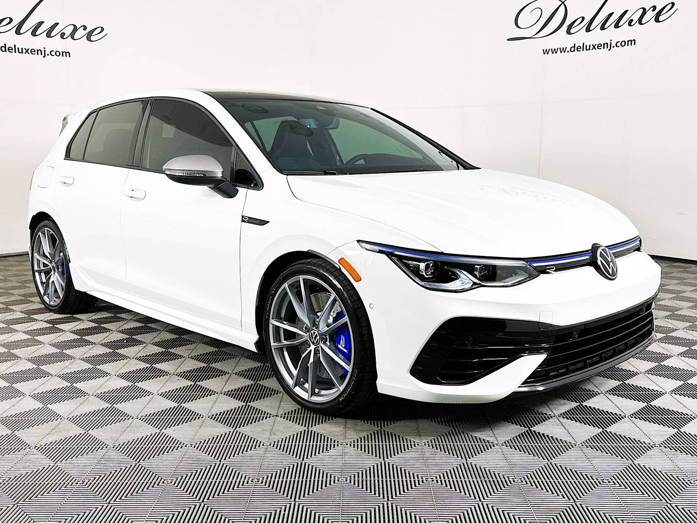 2024 Volkswagen Golf R Base — Hatchback — 1,698 mi — Linden, NJ