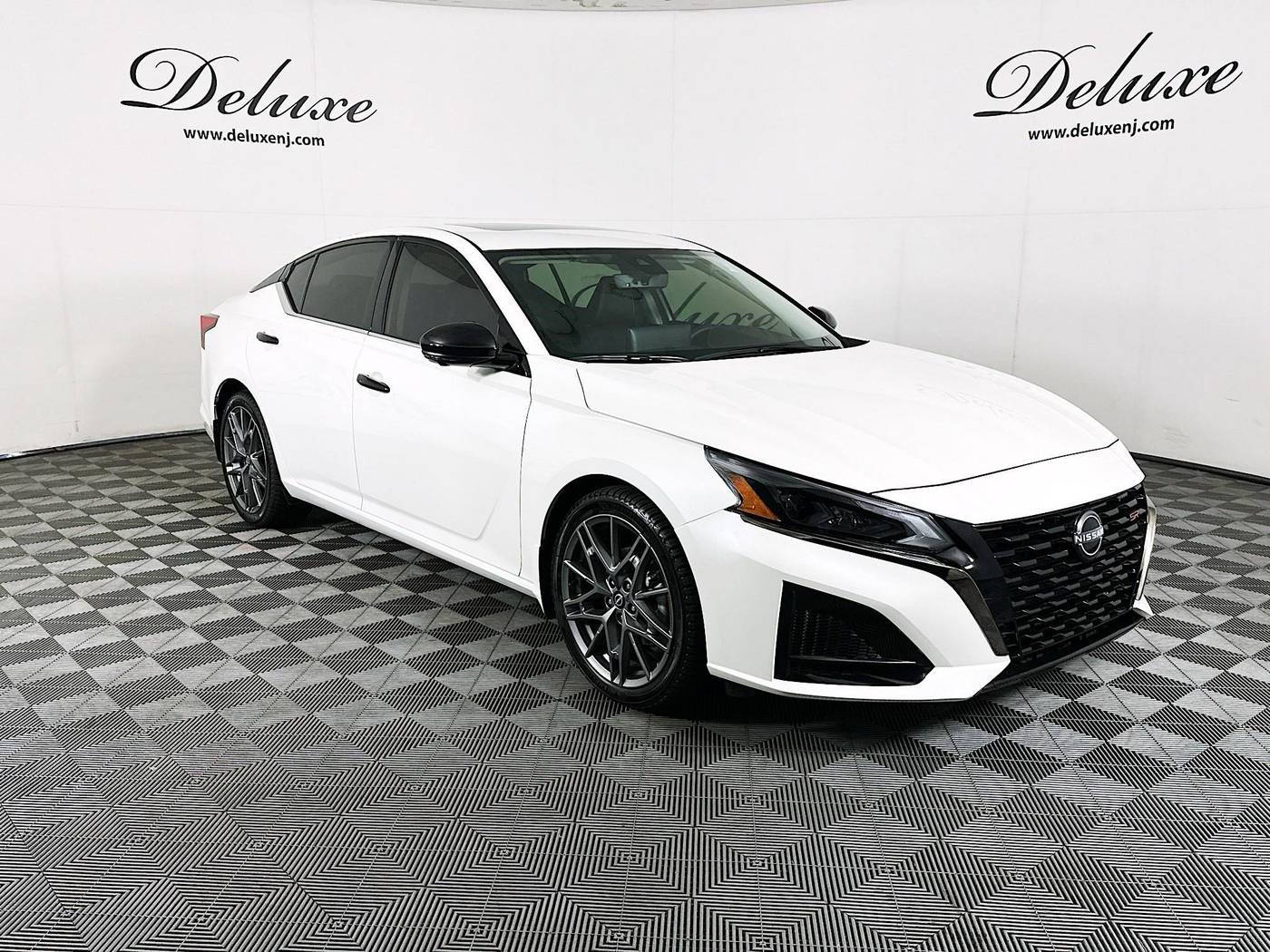 2024 Nissan Altima SR — Sedan — 2,583 mi — Linden, NJ