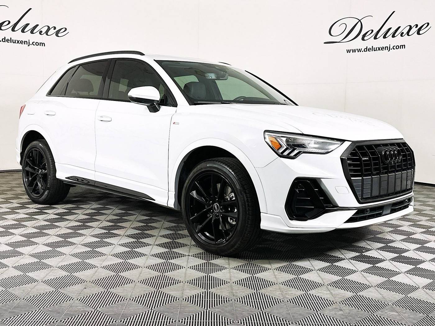 2024 Audi Q3 S line Premium Plus — SUV — 30,228 mi — Linden, NJ