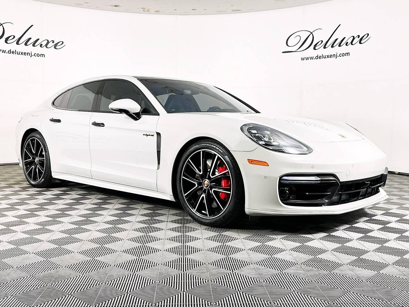 2023 Porsche Panamera 4S E-Hybrid — Hatchback — 42,246 mi — Linden, NJ