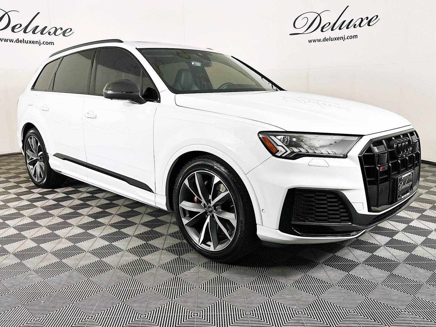 2023 Audi SQ7 Prestige — SUV — 13,020 mi — Linden, NJ