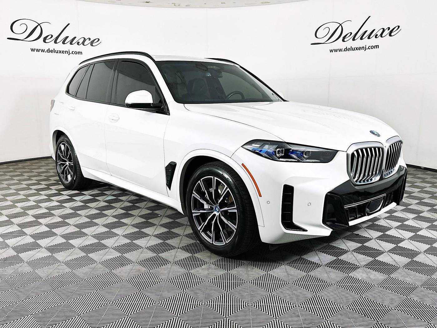 2024 BMW X5 50e — SUV — 11,808 mi — Linden, NJ