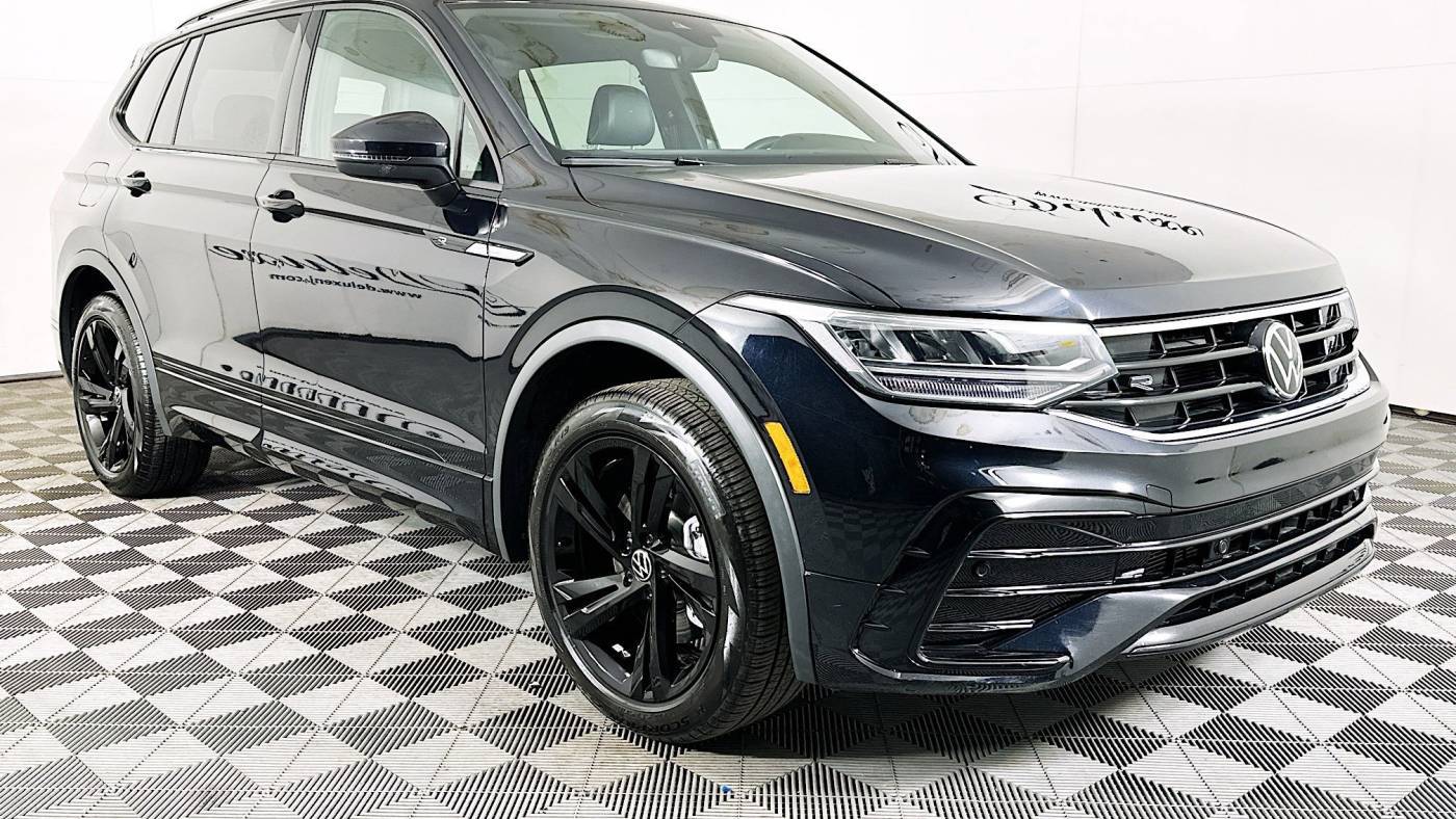 2024 Volkswagen Tiguan SE R-Line Black — SUV — 12,048 mi — Linden, NJ