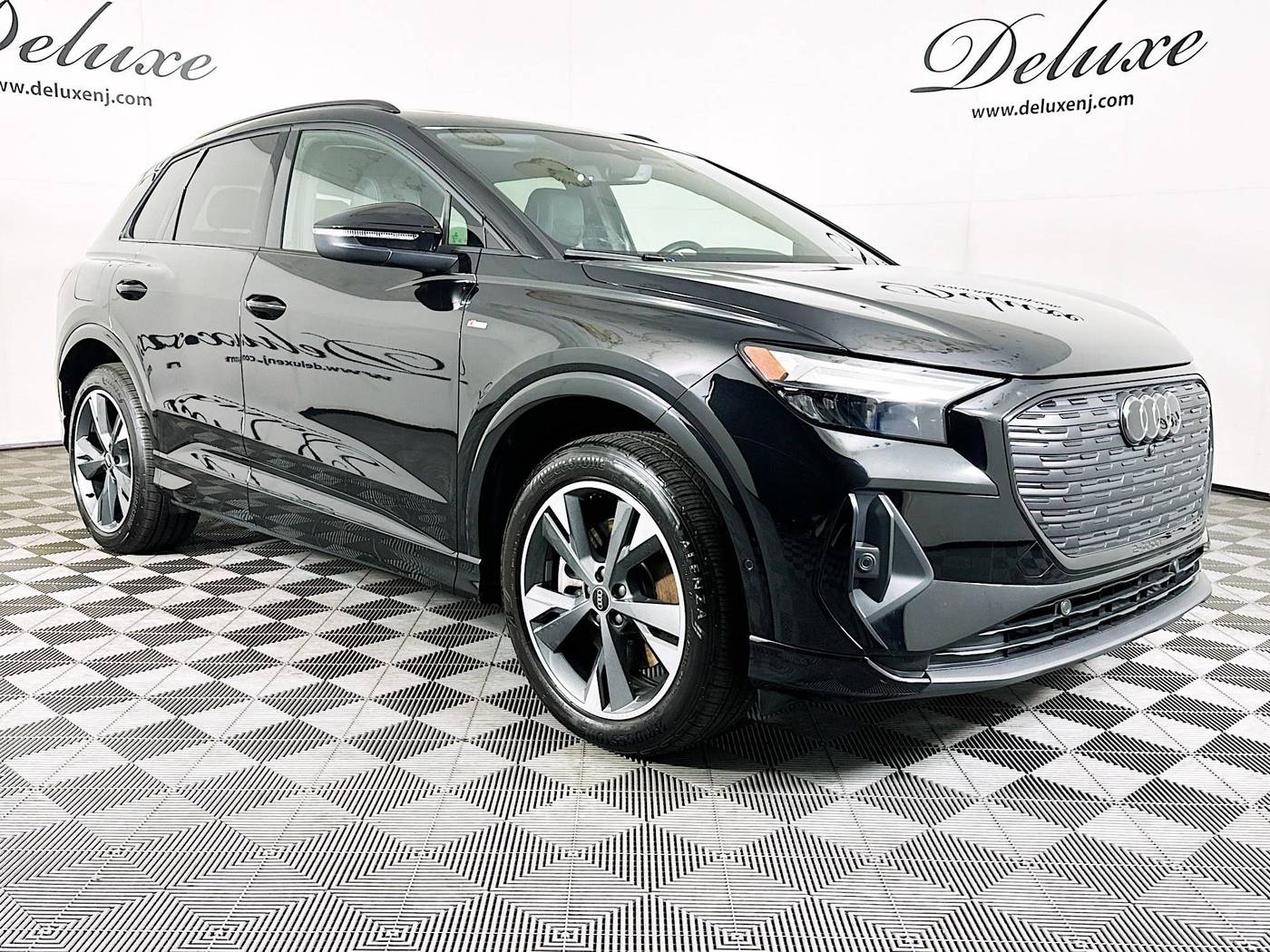 2024 Audi Q4 e-tron Premium Plus — SUV — 6,309 mi — Linden, NJ