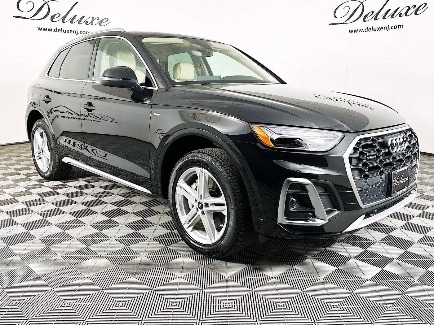 2024 Audi Q5 Plug-In Hybrid e Premium Plus — SUV — 3,314 mi — Linden, NJ