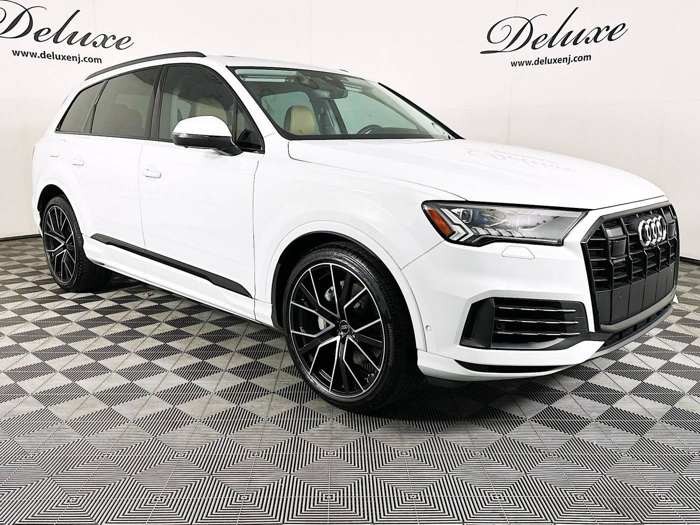 2023 Audi Q7 Prestige — SUV — 11,060 mi — Linden, NJ