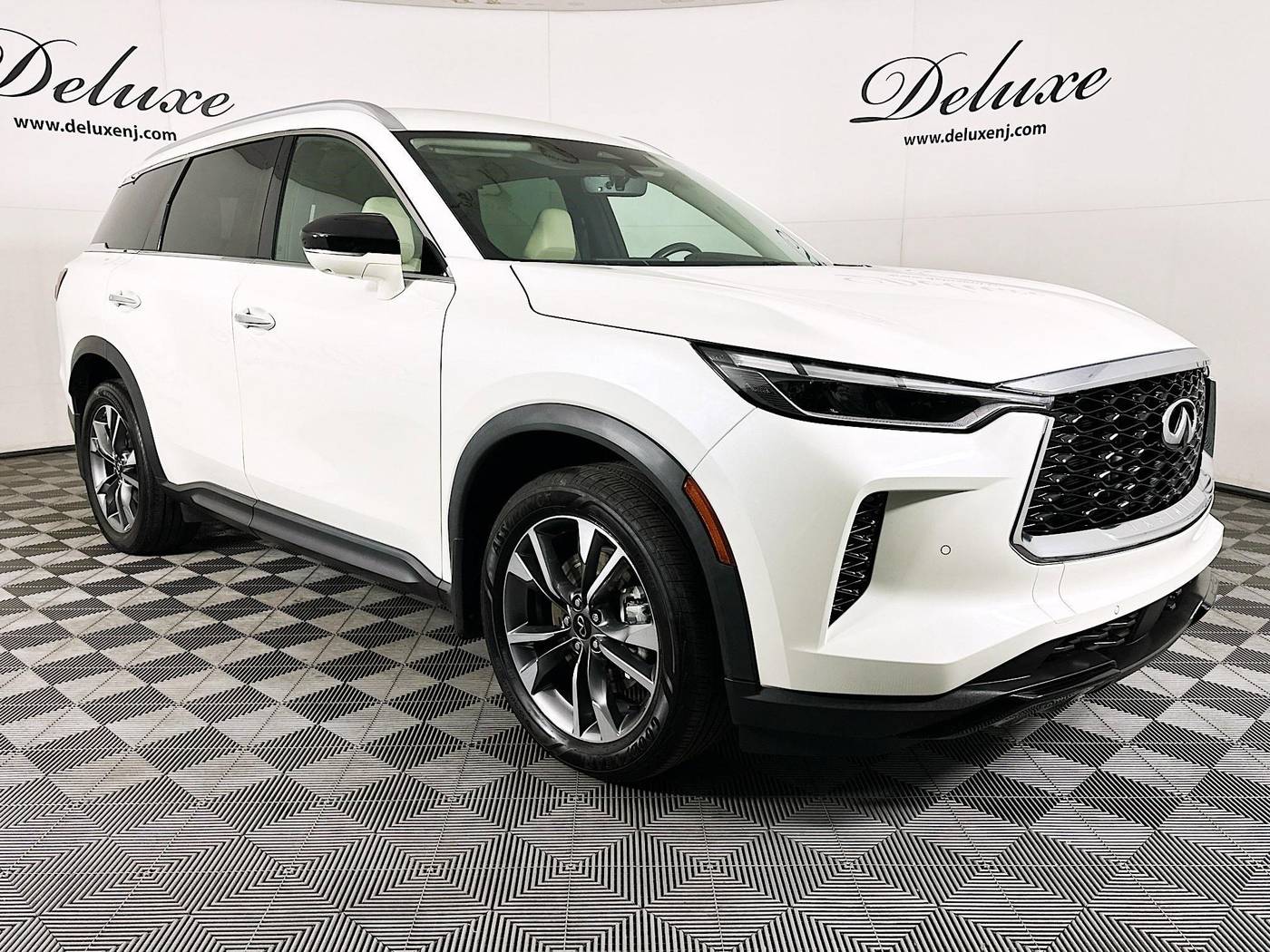 2023 INFINITI QX60 LUXE — SUV — 22,625 mi — Linden, NJ
