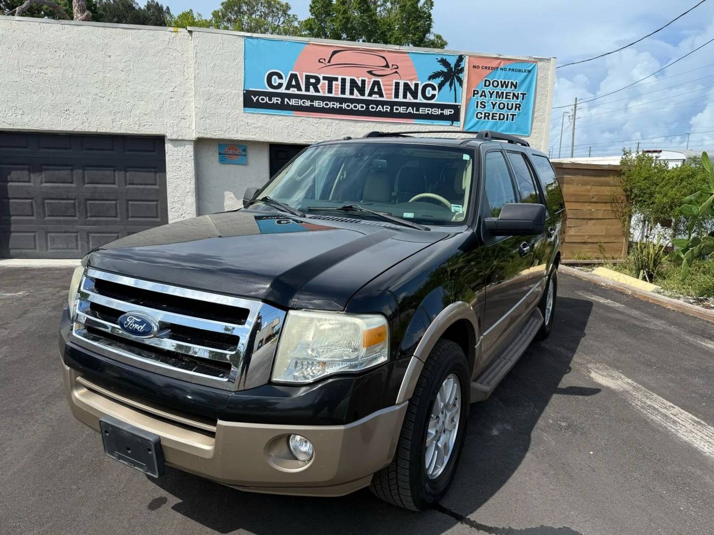 2014 Ford Expedition XLT — SUV — 179,500 mi — St Port Richey, FL