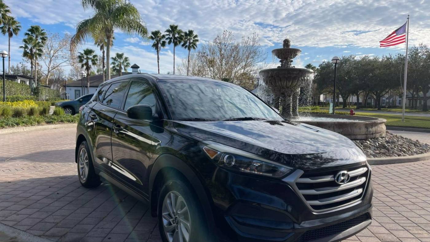 2017 Hyundai Tucson SE — SUV — 72,948 mi — St Port Richey, FL