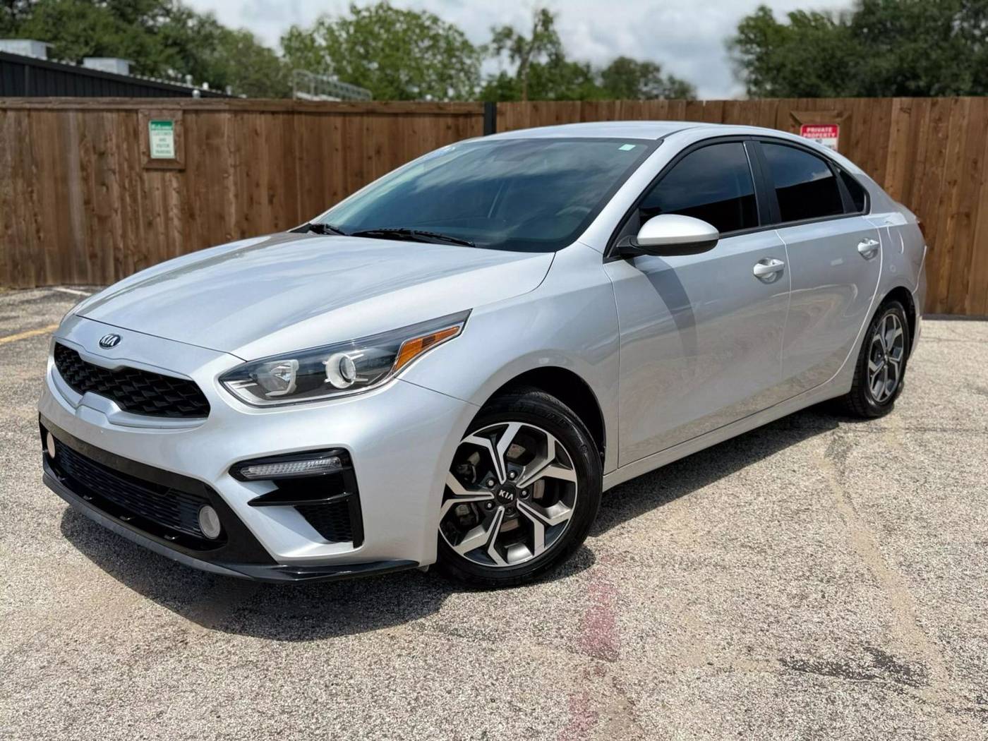 2020 Kia Forte LXS — Sedan — 87,976 mi — Dallas, TX