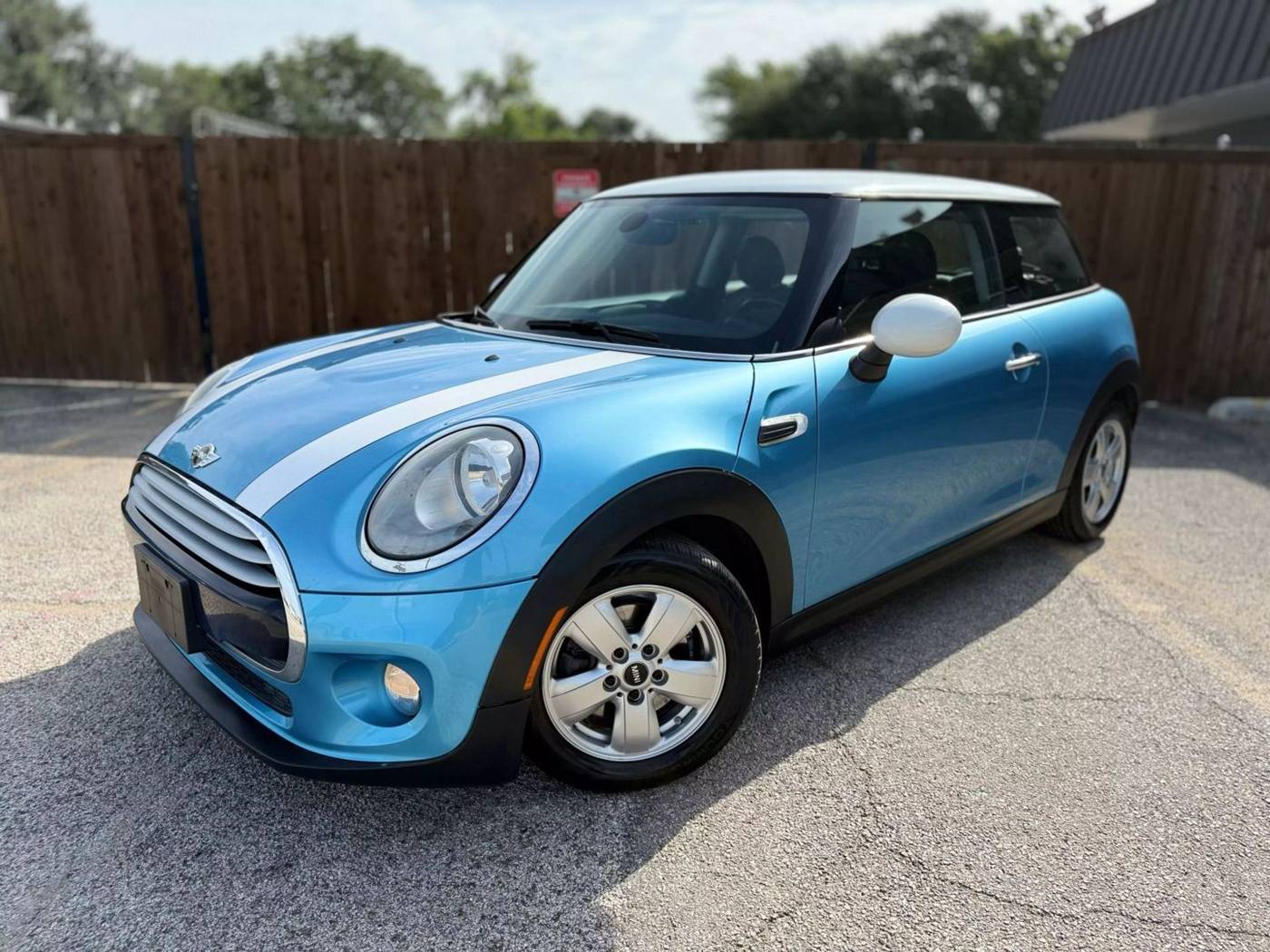 2015 MINI Hardtop Cooper — Hatchback — 99,467 mi — Dallas, TX