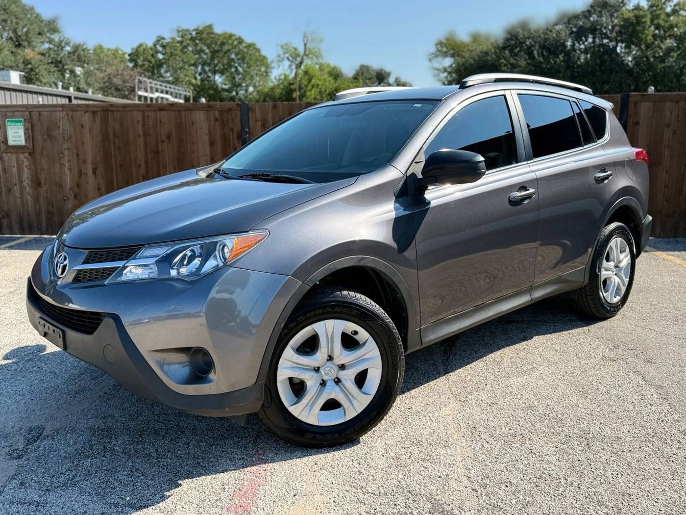 2013 Toyota RAV4 LE — SUV — 140,058 mi — Dallas, TX