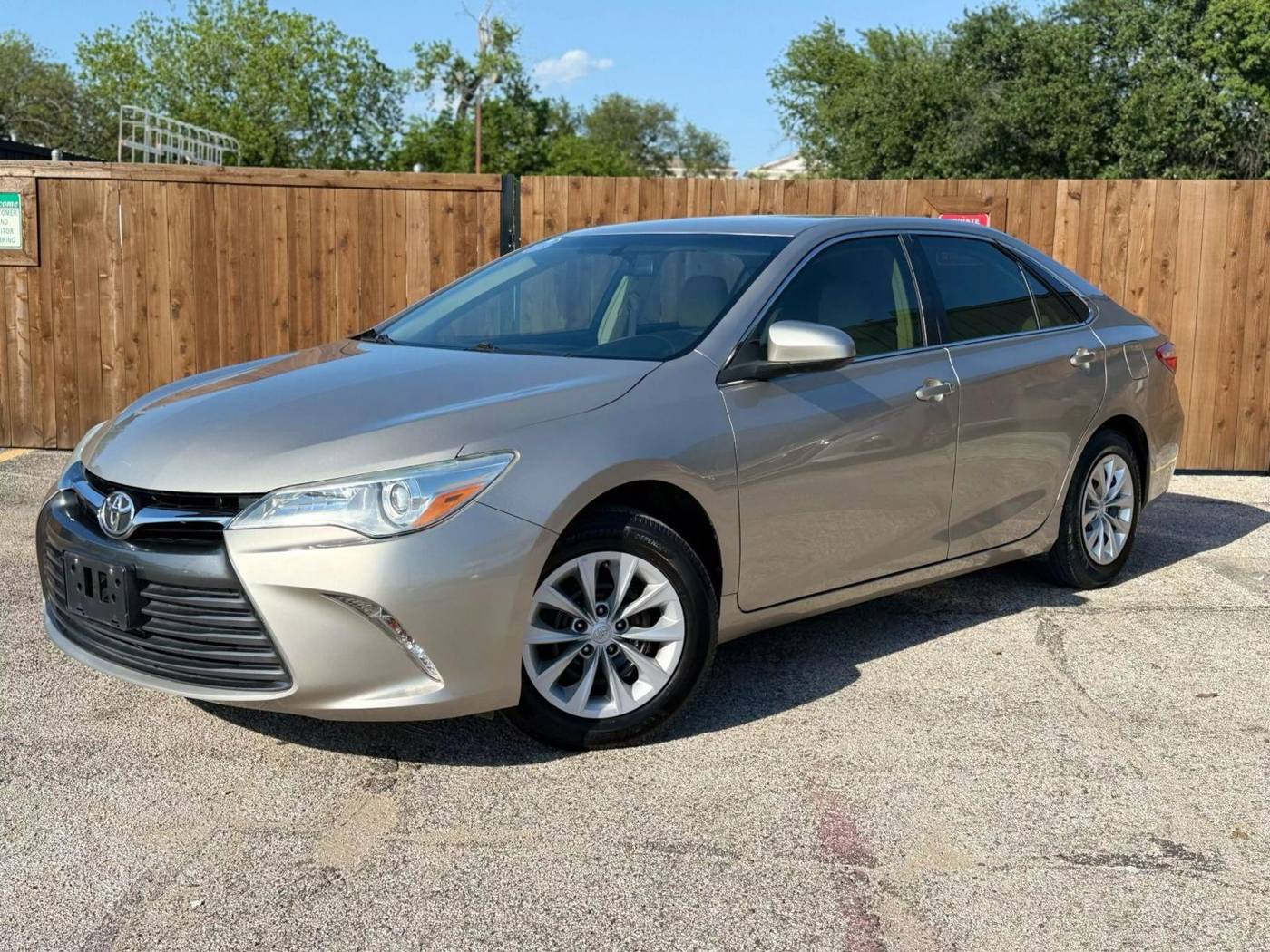 2016 Toyota Camry LE — Sedan — 129,792 mi — Dallas, TX