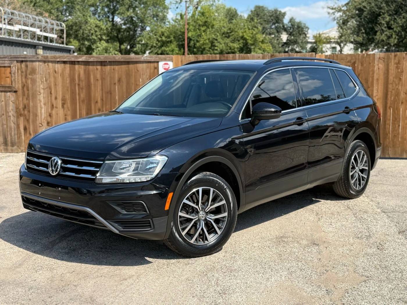 2019 Volkswagen Tiguan SE — SUV — 98,078 mi — Dallas, TX