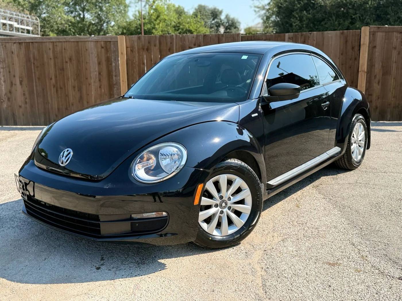 2016 Volkswagen Beetle 1.8T Wolfsburg Ed. — Hatchback — 58,353 mi — Dallas, TX