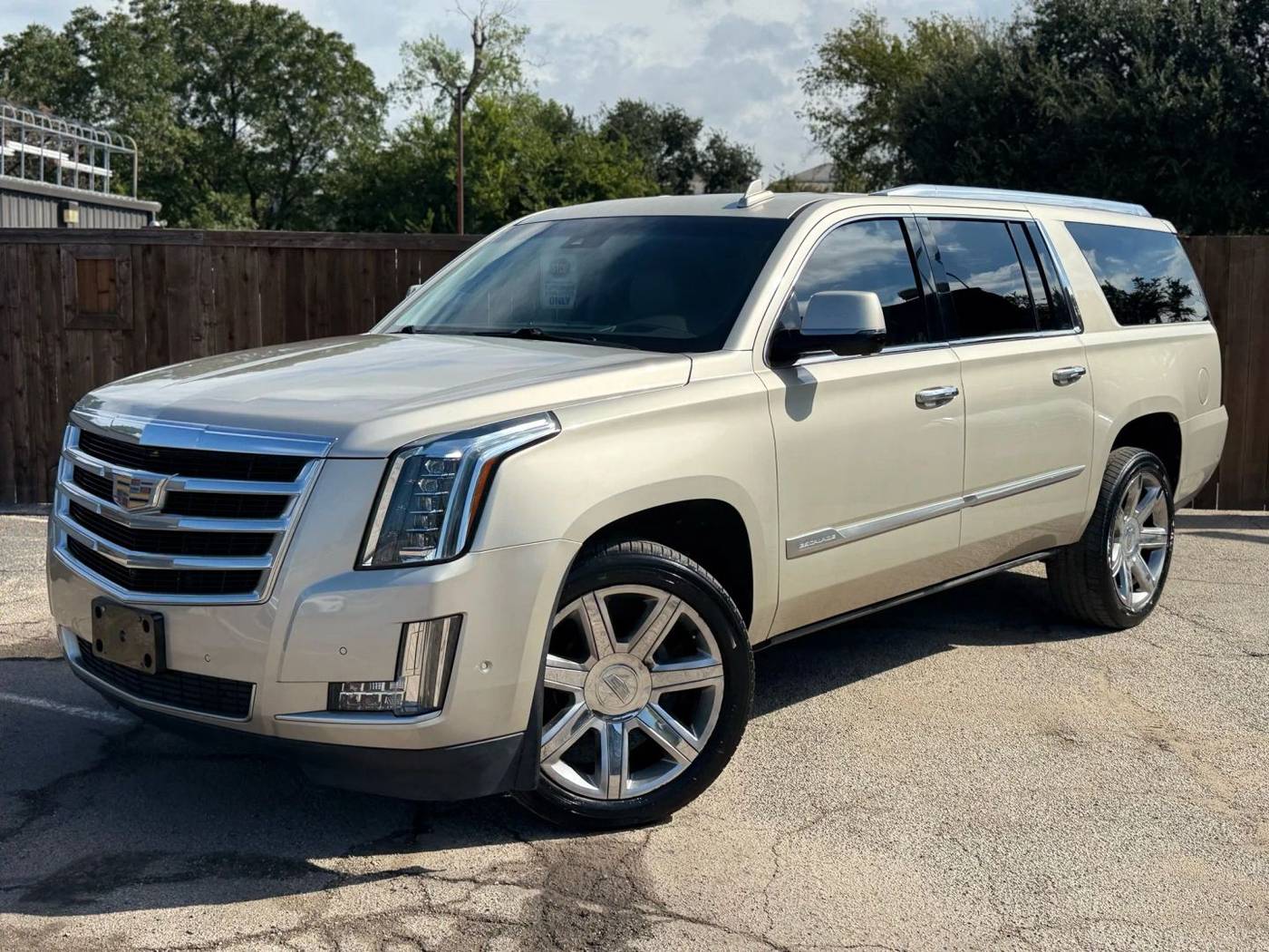 2017 Cadillac Escalade Luxury — SUV — 102,591 mi — Dallas, TX