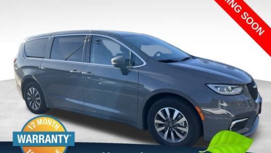 2023 Chrysler Pacifica Hybrid Touring L — Minivan — 56,797 mi — Raleigh, NC