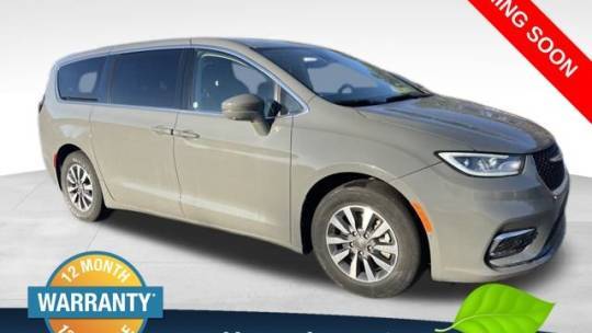 2022 Chrysler Pacifica Hybrid Touring L — Minivan — 84,353 mi — Raleigh, NC