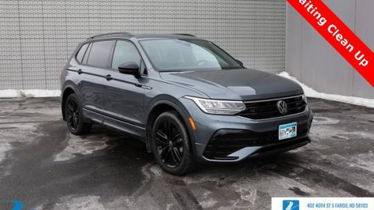 2022 Volkswagen Tiguan SE R-Line Black — SUV — 19,657 mi — Fargo, ND