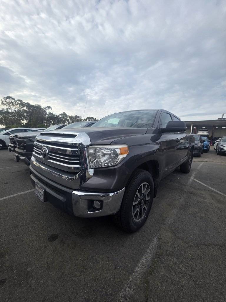 2016 Toyota Tundra SR5
