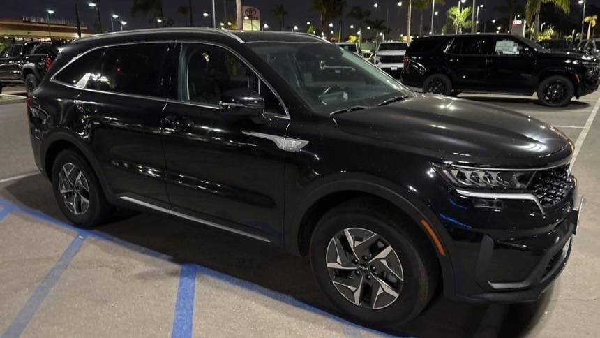 2022 Kia Sorento Hybrid S — SUV — 65,988 mi — Carlsbad, CA