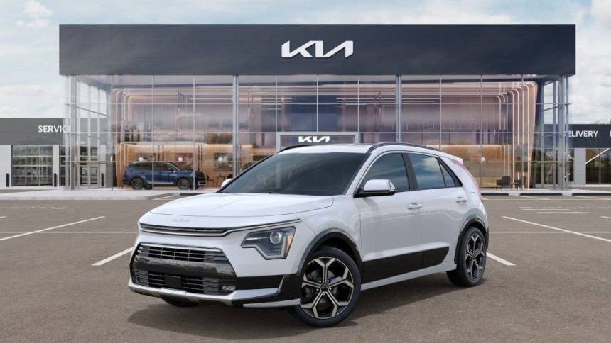 2024 Kia Niro Hybrid EX Touring — SUV — 7,695 mi — Carlsbad, CA