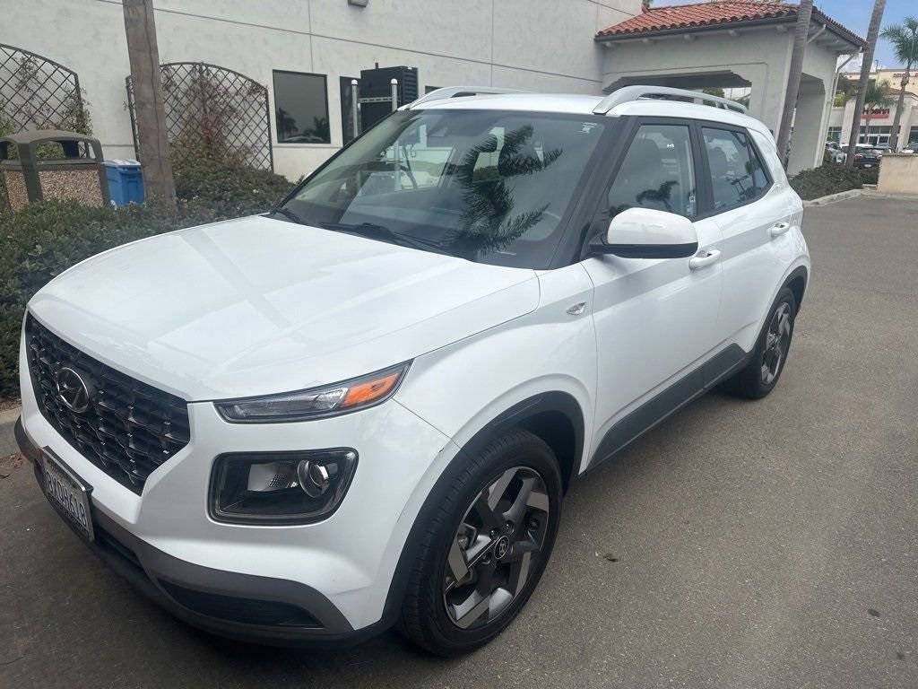 2021 Hyundai Venue SEL — SUV — 21,345 mi — Carlsbad, CA