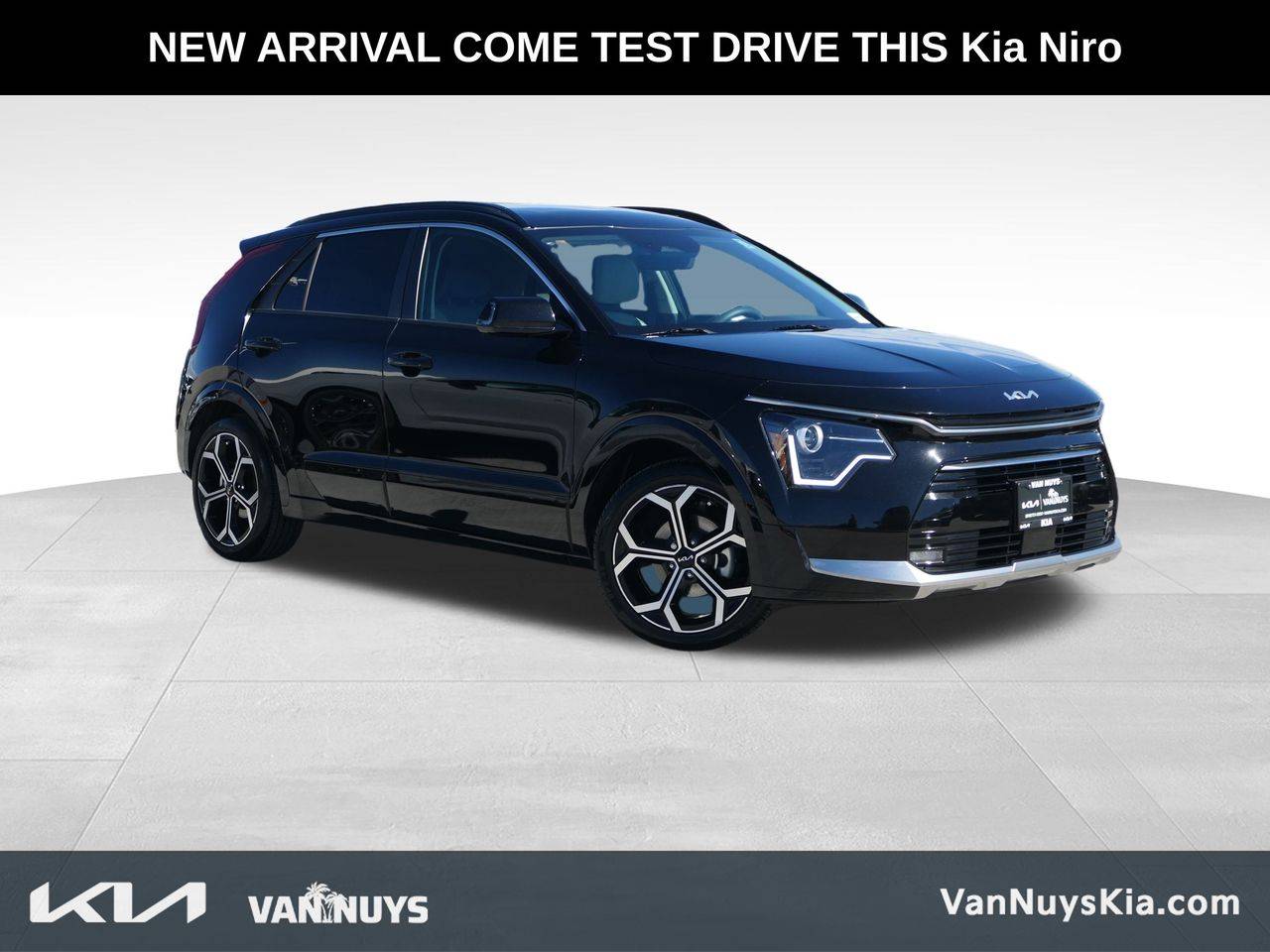2023 Kia Niro Hybrid EX Touring — SUV — 30,091 mi — Van Nuys, CA