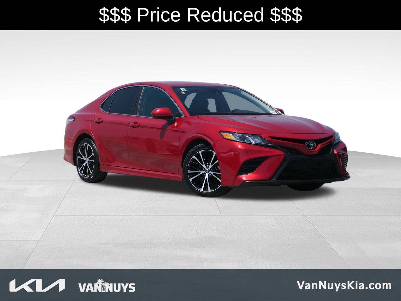 2020 Toyota Camry SE — Sedan — 95,237 mi — Van Nuys, CA
