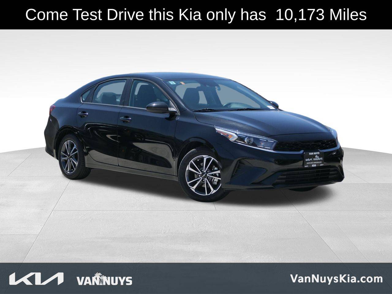 2022 Kia Forte LXS — Sedan — 10,173 mi — Van Nuys, CA