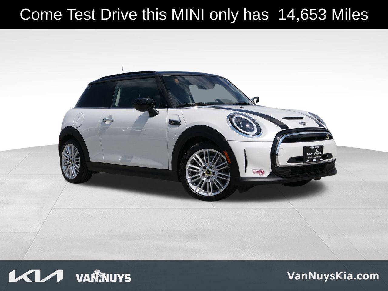 2023 MINI Electric Hardtop Cooper SE Signature — Hatchback — 14,653 mi — Van Nuys, CA