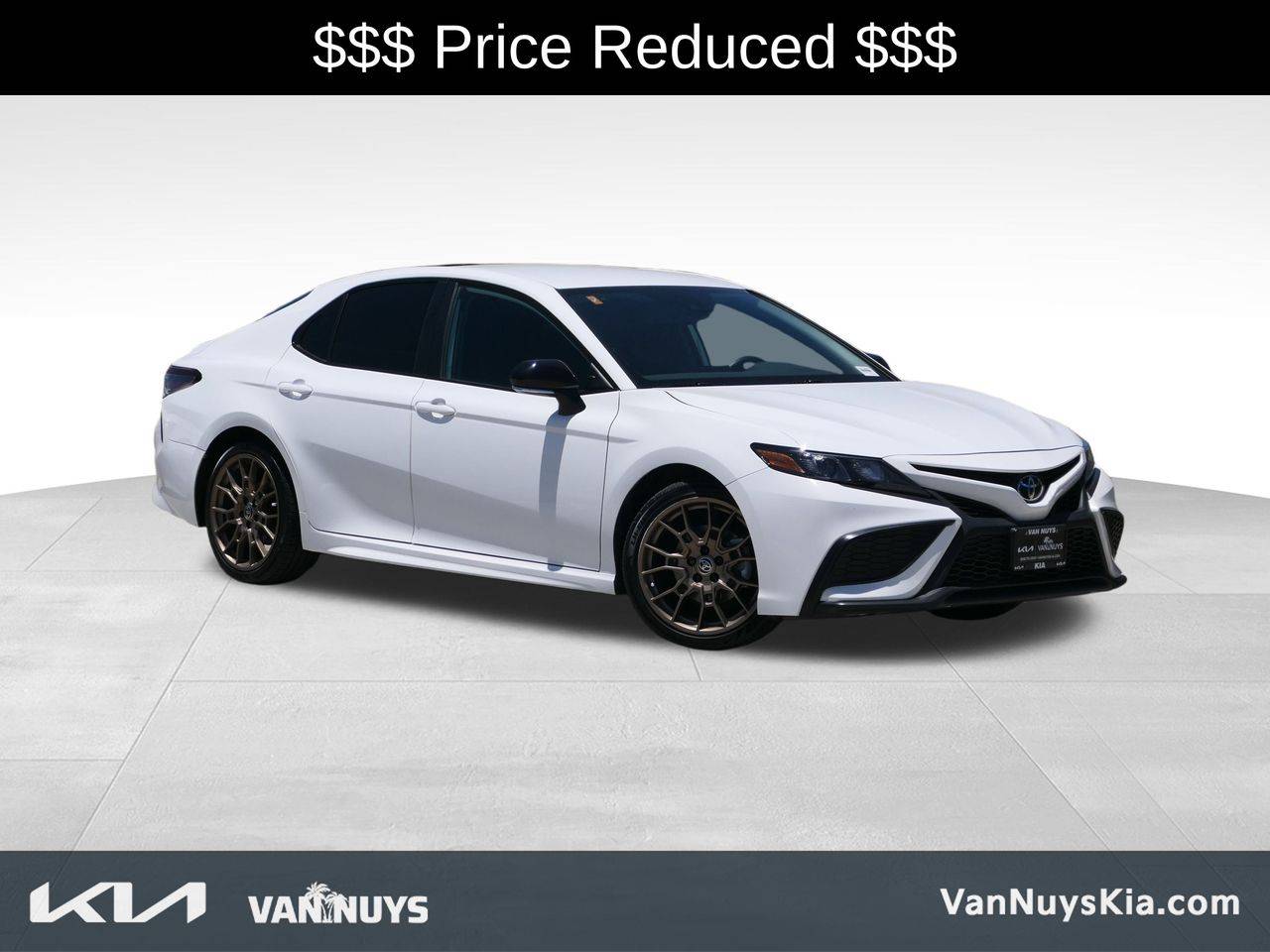 2024 Toyota Camry SE Nightshade — Sedan — 59,347 mi — Van Nuys, CA