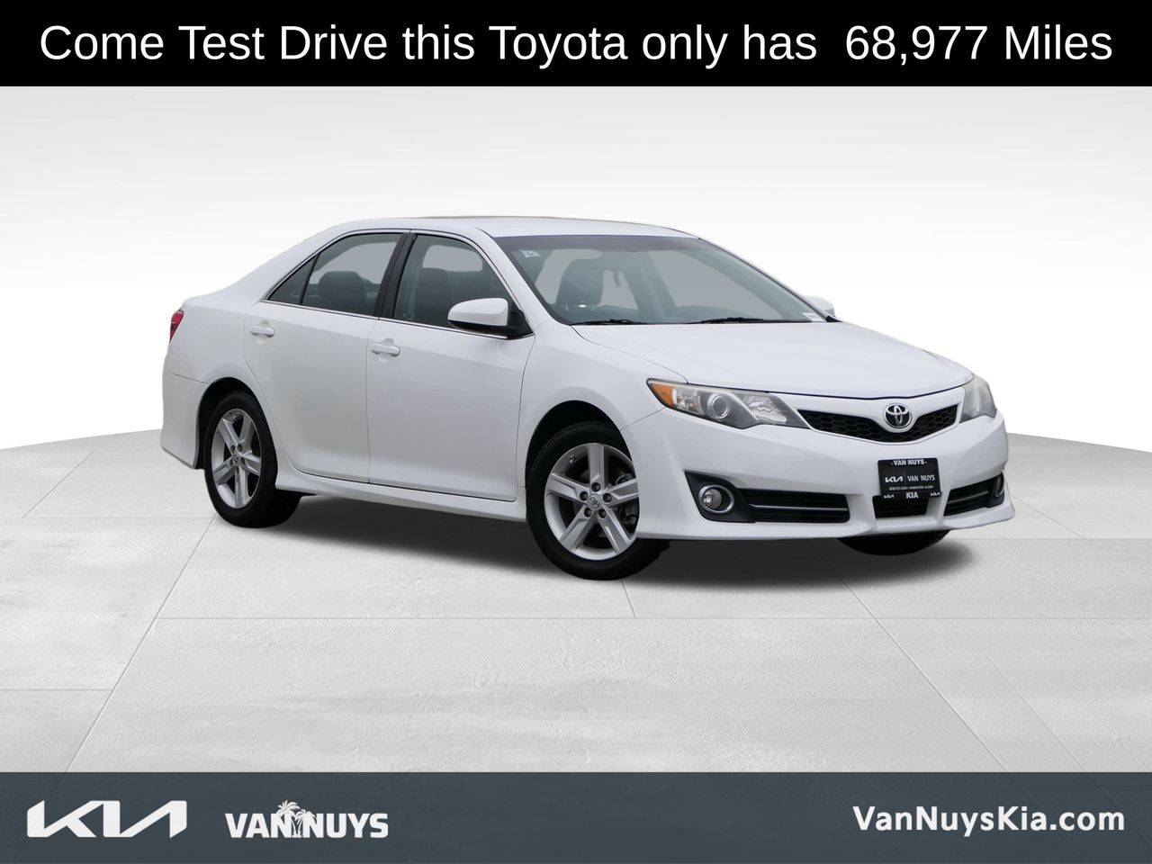 2014 Toyota Camry SE — Sedan — 68,977 mi — Van Nuys, CA