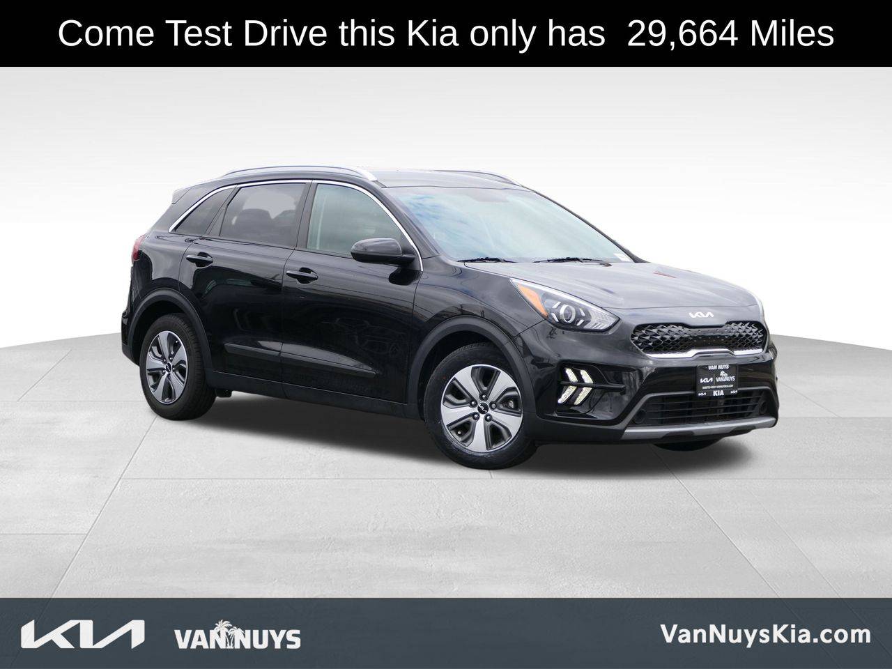 2022 Kia Niro Hybrid LX — SUV — 29,664 mi — Van Nuys, CA