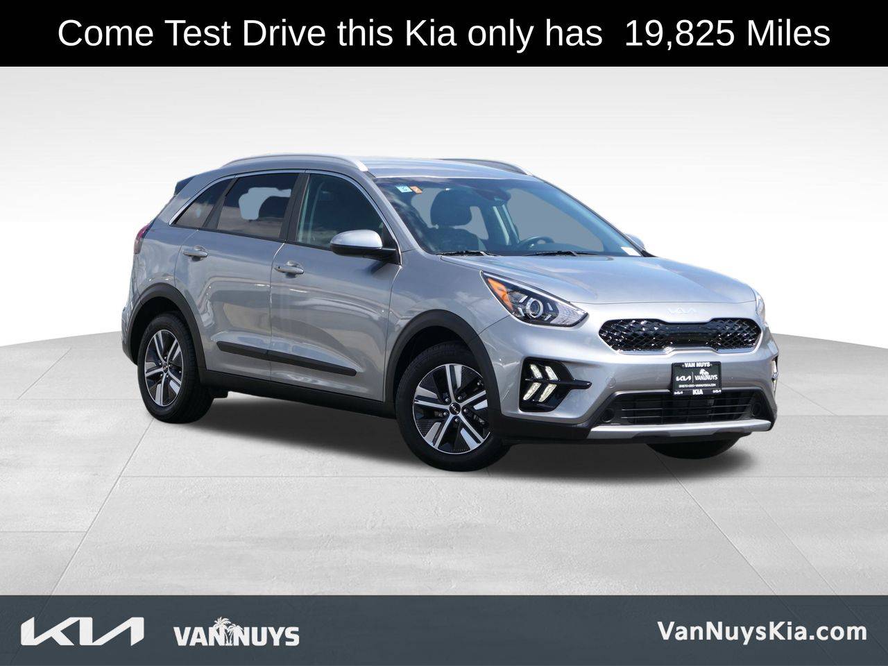 2022 Kia Niro Hybrid LXS — SUV — 19,825 mi — Van Nuys, CA
