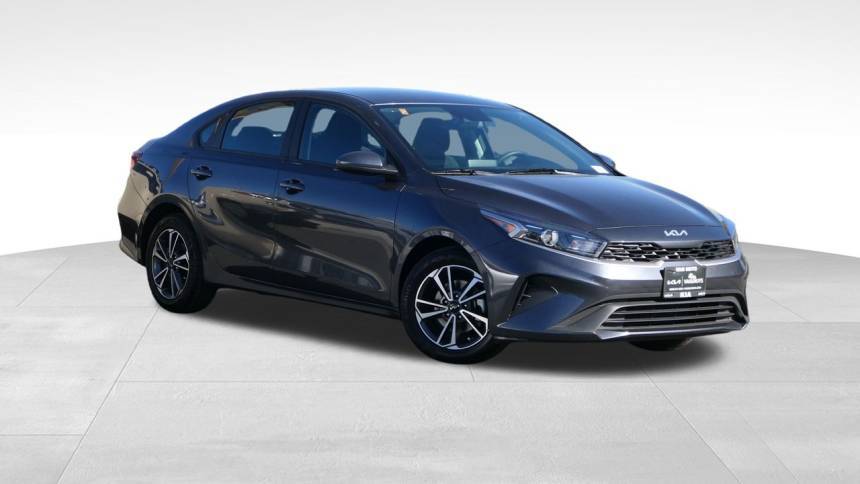 2022 Kia Forte LXS — Sedan — 27,670 mi — Van Nuys, CA