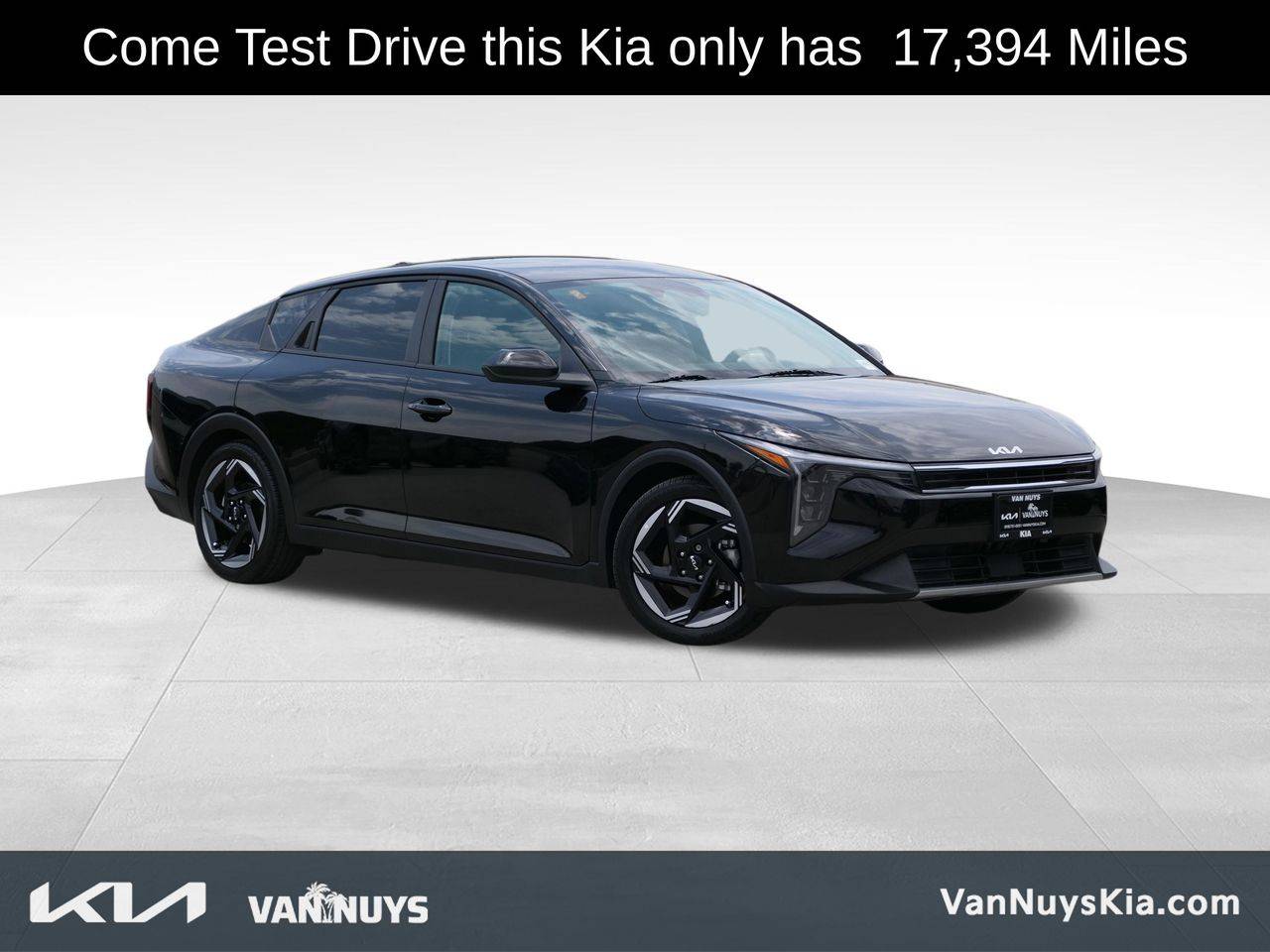 2025 Kia K4 EX — Sedan — 17,394 mi — Van Nuys, CA